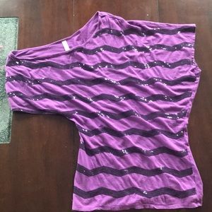 VS Purple Off Shoulder Tee w/ Sequence Small